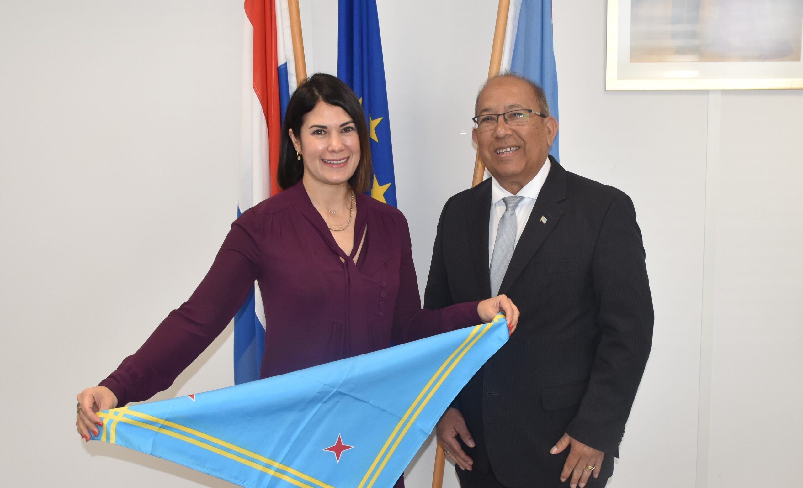 Ambassadeur van Guatemala op bezoek bij minister Thijsen | Kabinet van
